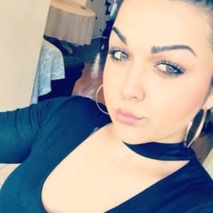 Meet your Posher, Gabriela